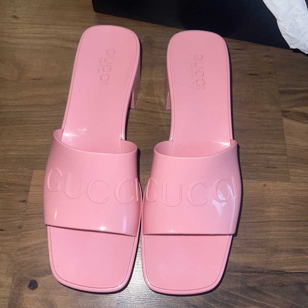 Gucci rubber slides